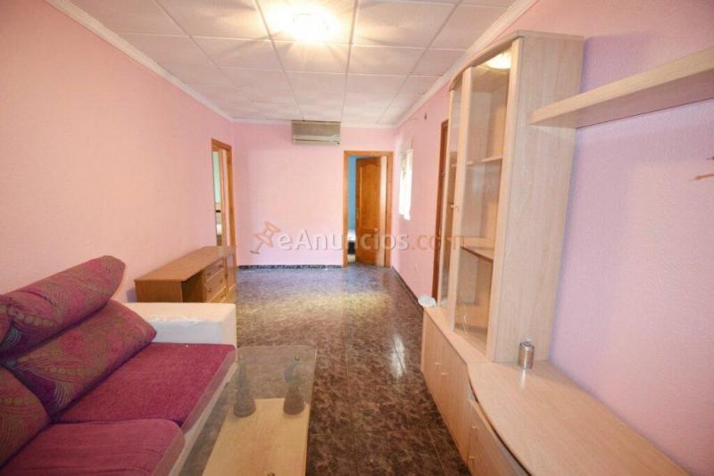 CASA DE PLANTA BAJA CON ORIENTACIÓN A DOS CALLES