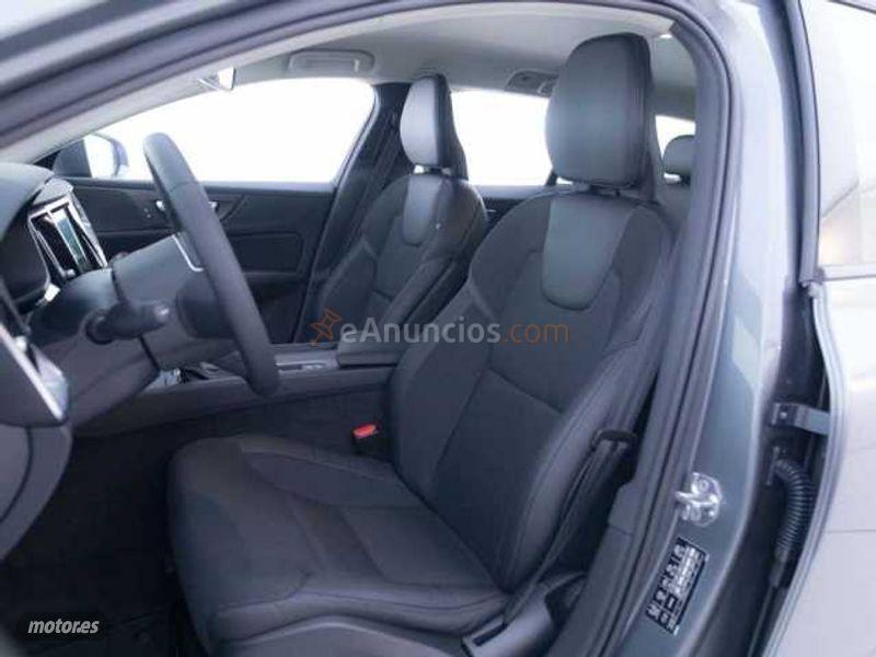 Volvo V 60 V60 D4 AWD Cross Country Automatico de 2020 con 3.200 Km por 42.000 EUR. en Zaragoza