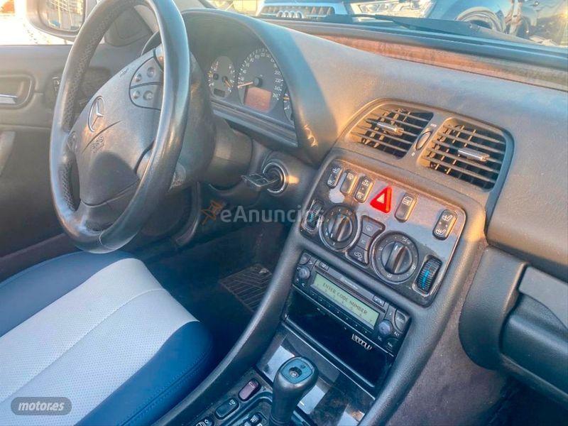 Mercedes Clase CLK CLK 230 K ELEGANCE de 2001 con 170.000 Km por 4.500 EUR. en Malaga