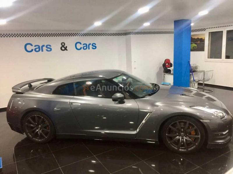 Nissan GT-R 550cv restiling NACIONAL 