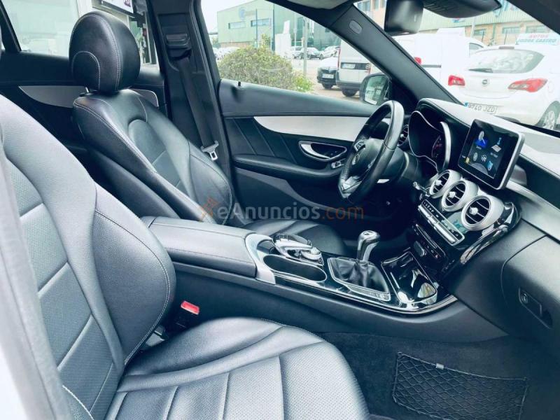 Mercedes Clase C 220D AVANTGARDE AMG LINE 