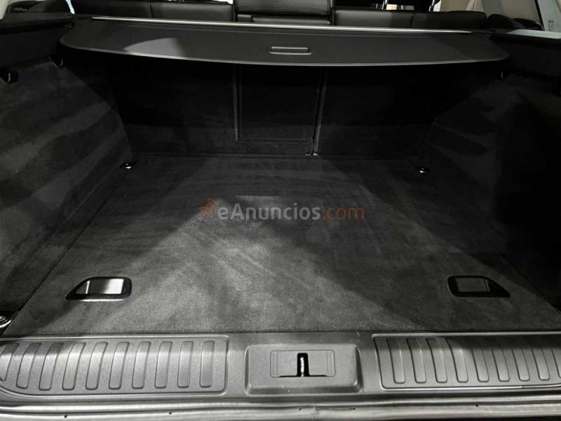 Land-Rover Range Rover Sport 3.0 SE 