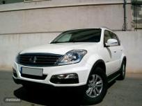 Ssangyong Rexton W 200 e-Xdi Premium 4x2 Premium de 2014 con 5.500 Km por 22.500 EUR. en Alicante