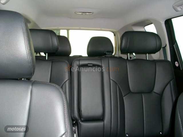 Ssangyong Rexton W 200 e-Xdi Premium 4x2 Premium de 2014 con 5.500 Km por 22.500 EUR. en Alicante