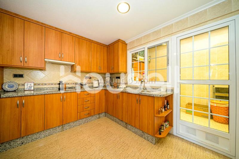 Casa en venta de 260 m en Calle Ayuntamientos Democráticos, 03349 San Isidro (Alacant)