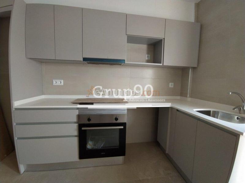 OPORTUNIDAD  ADOSADAS EN ALFARRAS A ESTRENAR