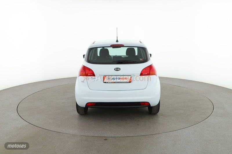Kia Venga 1.4 CVVT 90cv Basic de 2015 con 25.974 Km por 9.899 EUR. en Malaga