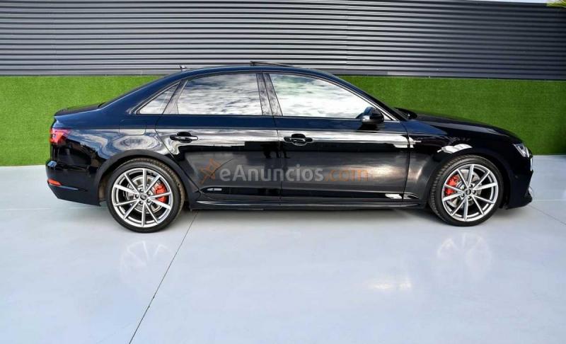 Audi A4 S line edition 2.0 TDI 110kW 150CV Black Line 