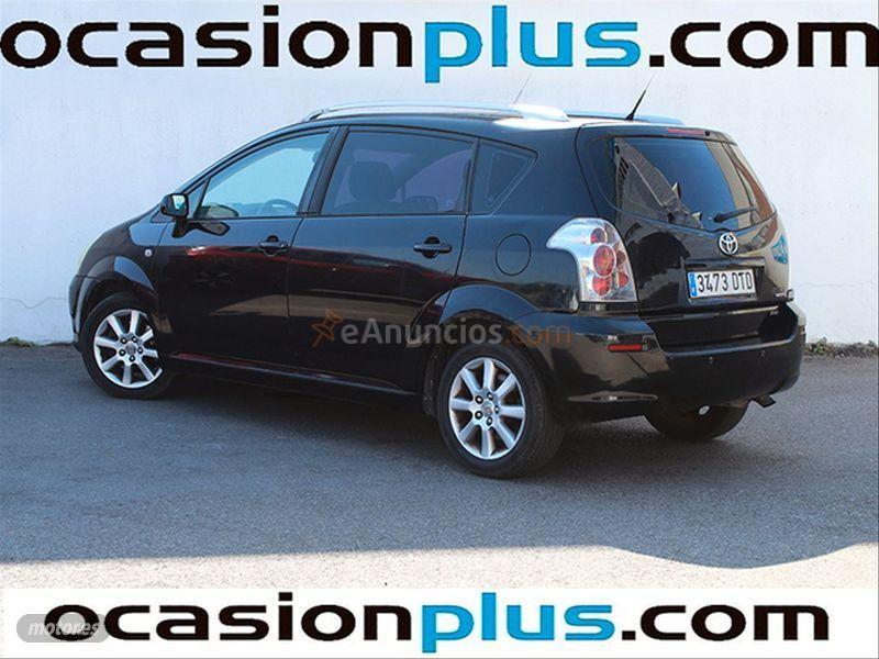 Toyota Corolla Verso 2.2 D4D 136cv Luna de 2005 con 166.062 Km por 3.200 EUR. en Sevilla