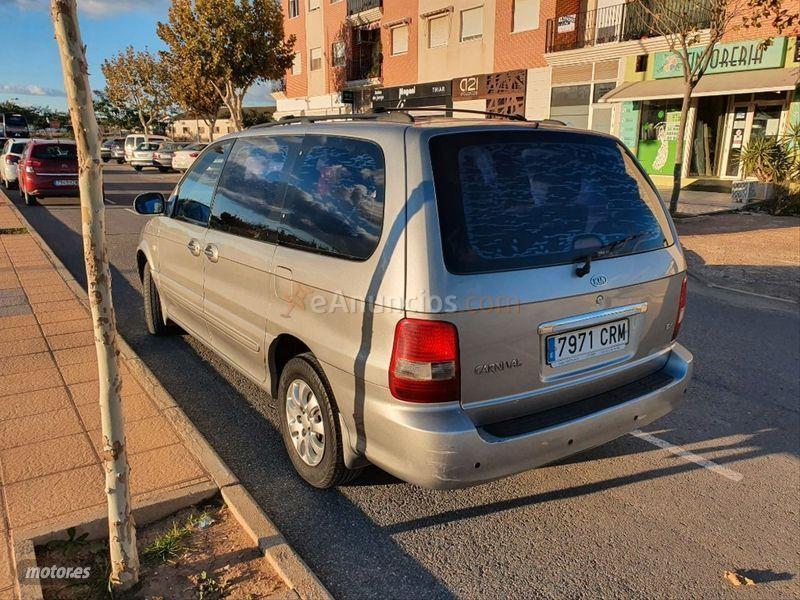 Kia Carnival 2.9 CRDi EX de 2004 con 214.000 Km por 3.500 EUR. en Alicante