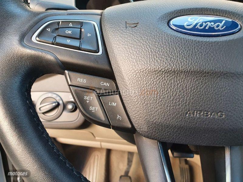 Ford C-Max 1.0 EcoBoost 92kW 125CV Titanium de 2018 con 53.000 Km por 16.900 EUR. en Madrid