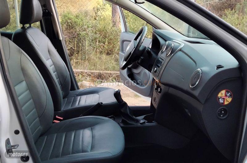 Dacia Logan Laureate dCi 90 de 2014 con 93.000 Km por 7.450 EUR. en Barcelona