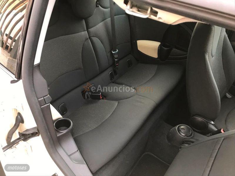 Mini Cooper Cooper Clubman de 2010 con 130.000 Km por 8.900 EUR. en Salamanca