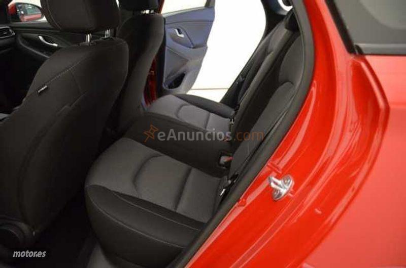 Hyundai i30 I30 5P TGDI 1.0 120CV KLASS de 2021 con 6.156 Km por 18.900 EUR. en Ourense