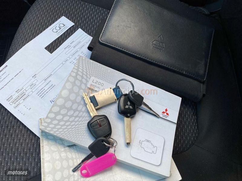 Mitsubishi L 200 2.5 DID Double Cab Motion de 2015 con 148.000 Km por 19.999 EUR. en Madrid