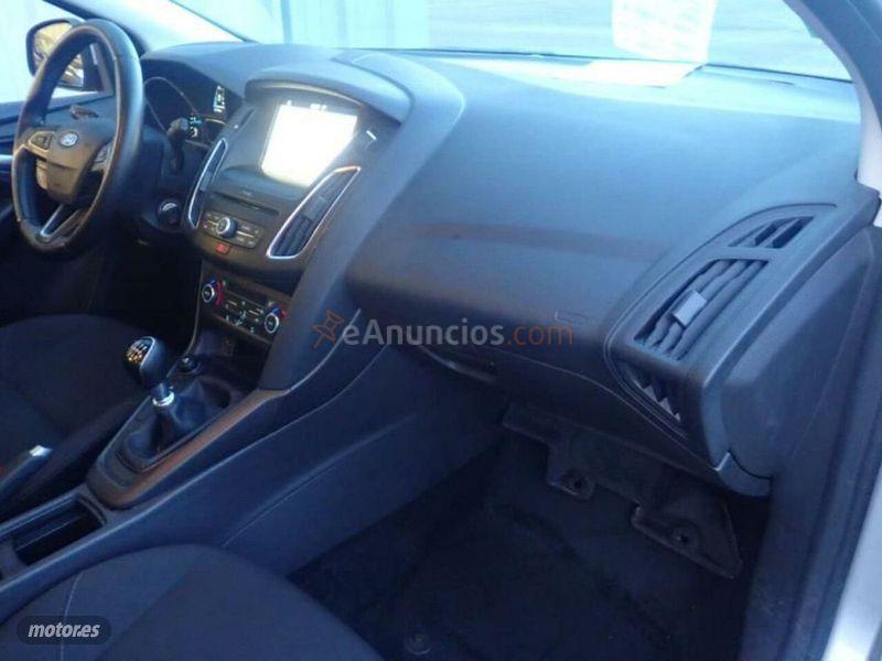 Ford Focus 1.5 TDCi 120cv Trend Sportbreak de 2014 con 67.000 Km por 12.890 EUR. en Madrid