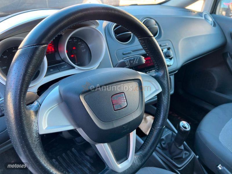 Seat Ibiza ST 1.6 TDI 90cv Style de 2012 con 200.000 Km por 6.499 EUR. en Madrid