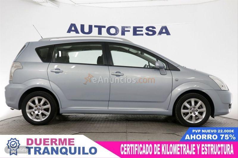 Toyota Corolla Verso 1.8 VVTi Luna de 2006 con 135.290 Km por 5.450 EUR. en Madrid