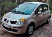 Renault Modus Confort Dynamique 1.4 16v de 2004 con 102.000 Km por 2.950 EUR. en Barcelona