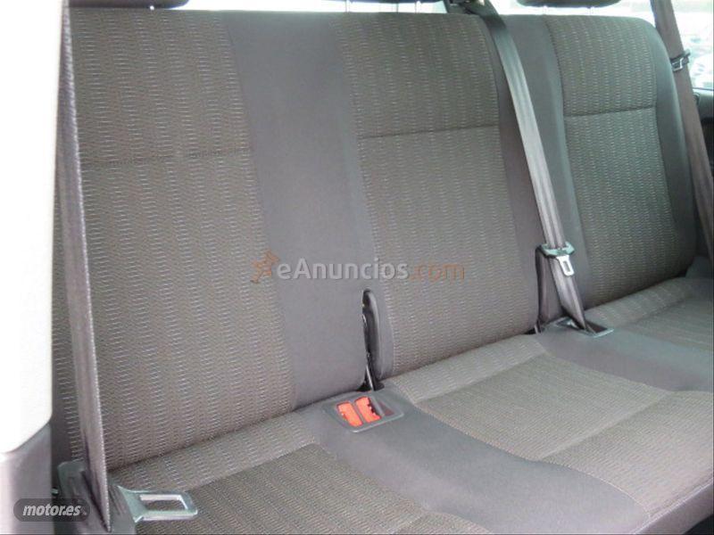 Volkswagen Caravelle Comfortline Largo 2.0 TDI BMT 150CV DSG de 2016 con 189.000 Km por 26.990 EUR. en Madrid