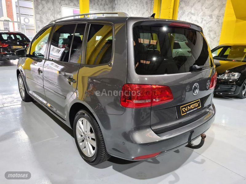 Volkswagen Touran 1.6 TDI 105cv Advance de 2012 con 135.000 Km por 14.900 EUR. en Malaga