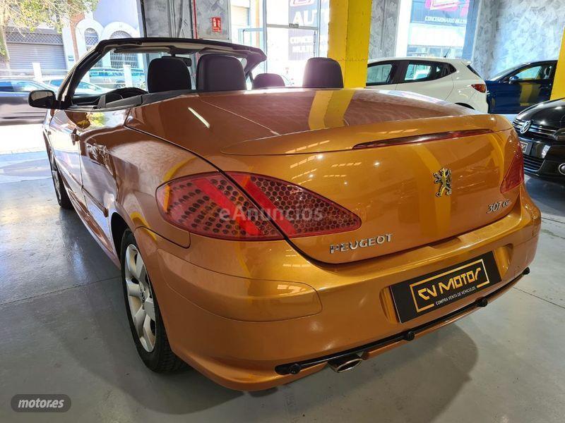 Peugeot 307 CC 1.6 16v de 2006 con 139.000 Km por 5.900 EUR. en Malaga