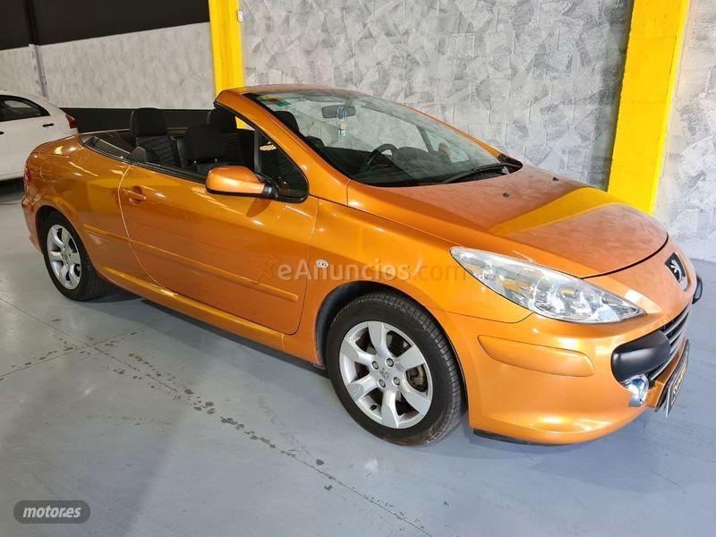 Peugeot 307 CC 1.6 16v de 2006 con 139.000 Km por 5.900 EUR. en Malaga