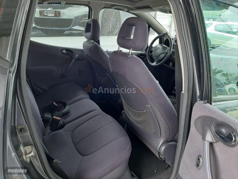 Mercedes Clase A A 160 AVANTGARDE de 2000 con 139.500 Km por 2.690 EUR. en Alicante