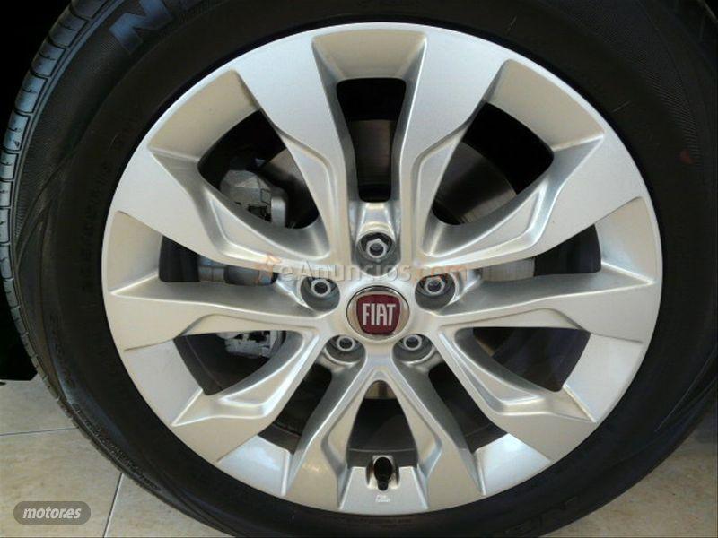 Fiat Tipo 1.4 16v Lounge 70kW 95CV gasolina SW de 2017 con 32.000 Km por 11.899 EUR. en Malaga