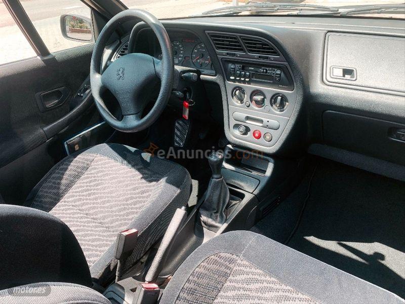 Peugeot 306 CABRIOLET 1.6 de 1997 con 141.000 Km por 5.900 EUR. en Madrid