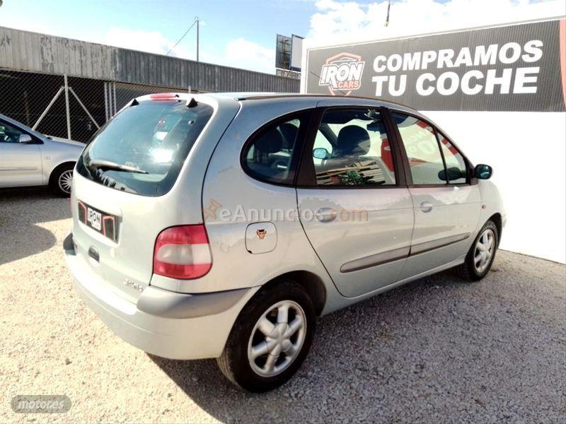 Renault Scenic CONFORT EXPRESSION 1.9DCI de 2003 con 246.000 Km por 1.790 EUR. en Alicante
