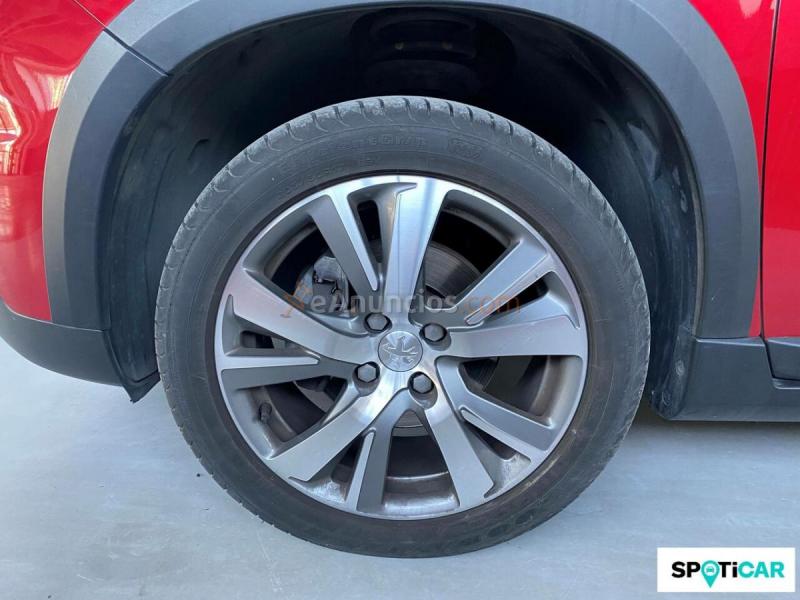 Peugeot 2008   Puretech 130 S&S EAT8 Allure