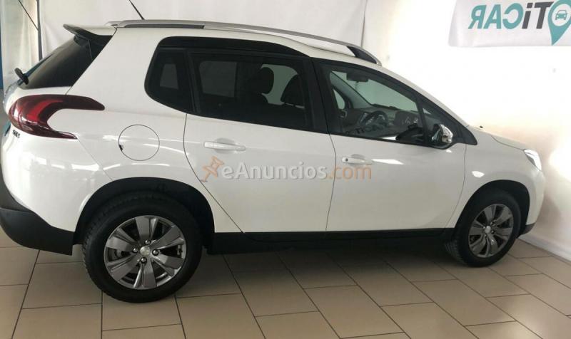 Peugeot 2008   BlueHDi 73KW (100CV) Signature