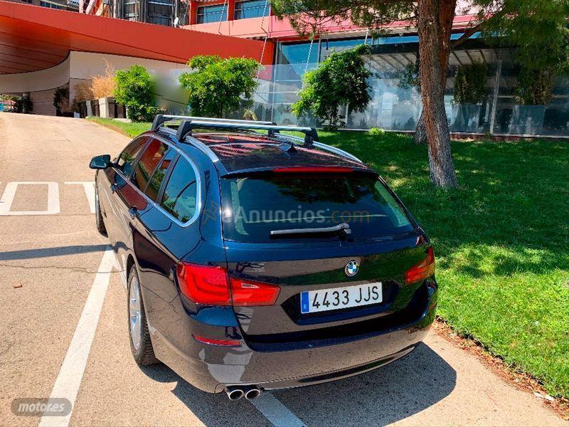 BMW Serie 5 530dA xDrive Touring de 2013 con 220.000 Km por 15.900 EUR. en Madrid