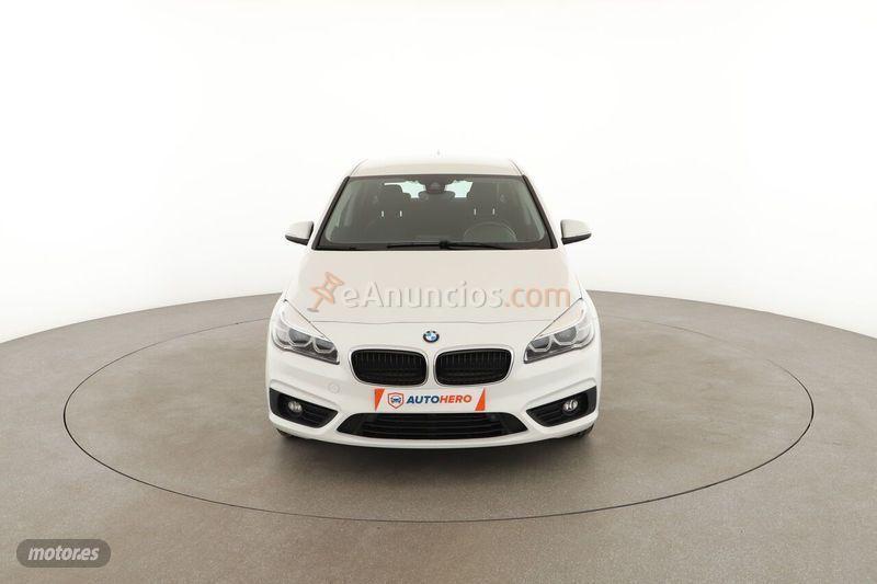 BMW Serie 2 216d de 2017 con 101.176 Km por 15.699 EUR. en Malaga