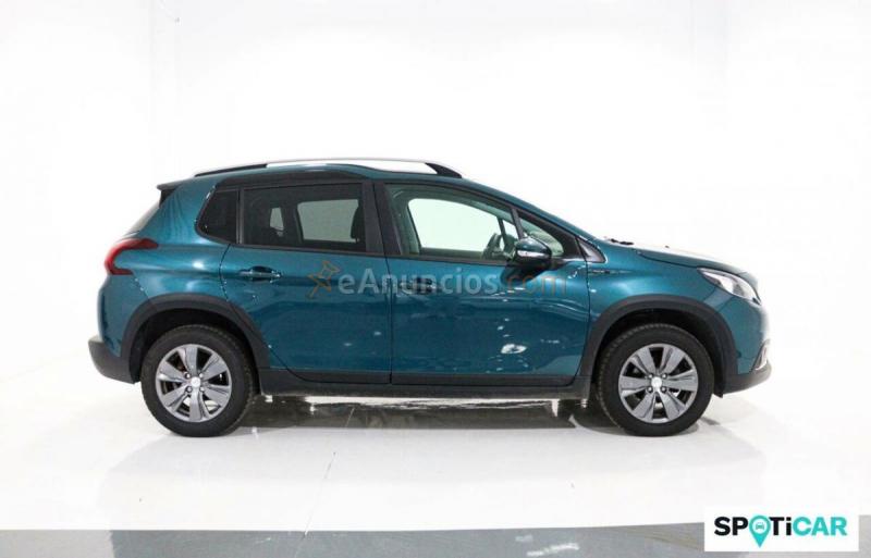 Peugeot 2008   1.2 PureTech 60KW (82CV) Signature
