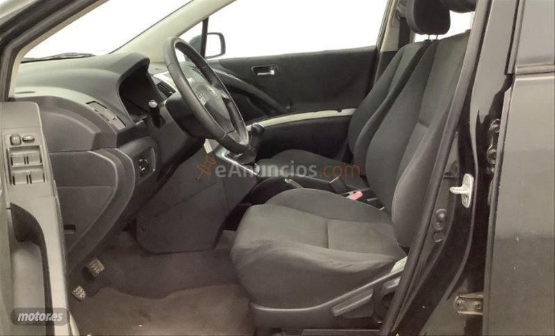 Toyota Corolla Verso 1.8 VVTi Sol de 2006 con 187.000 Km por 4.750 EUR. en Alicante