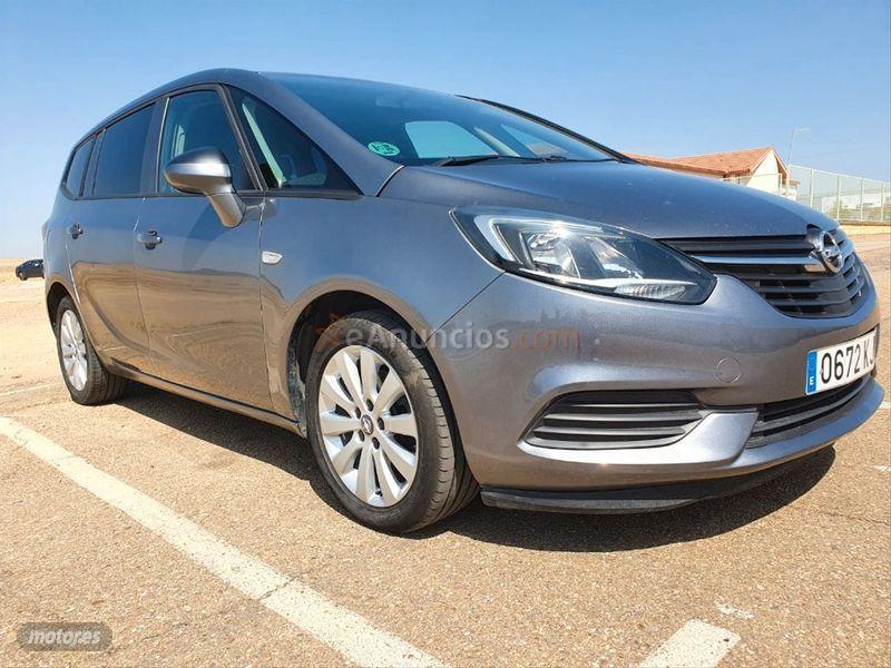 Opel Zafira 1.6 CDTi SS 120 Aniversario de 2018 con 148.000 Km por 11.900 EUR. en Badajoz