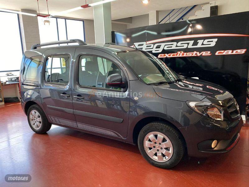 Mercedes Citan 109 CDI Tourer Plus Largo de 2020 con 28.000 Km por 15.900 EUR. en Leon