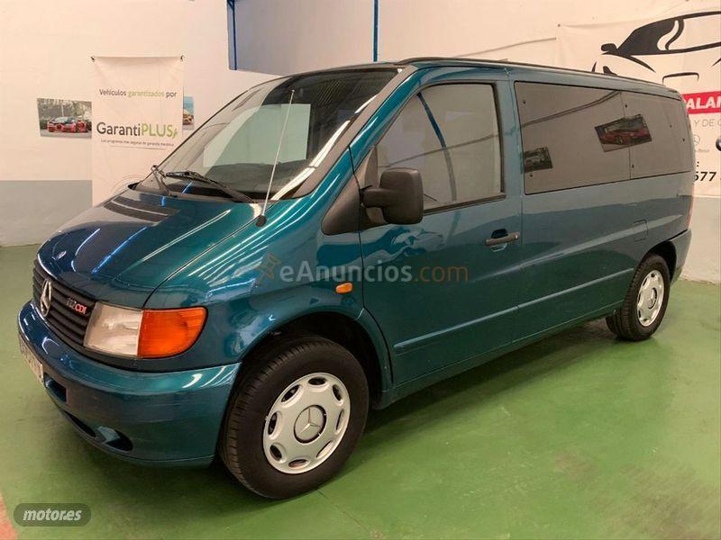 Mercedes Vito 112CDI 2.2TD F de 2001 con 369.348 Km por 6.499 EUR. en Sevilla