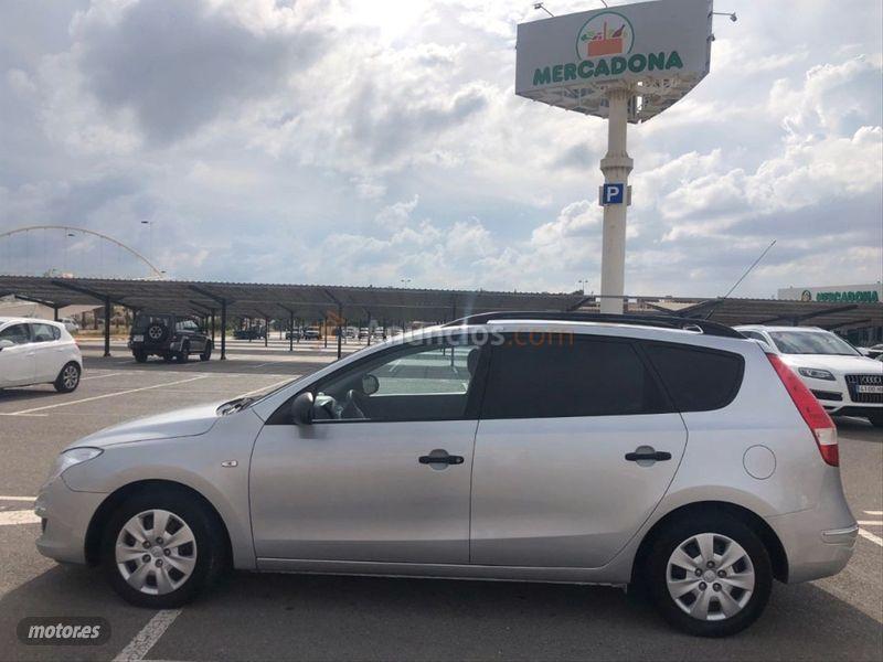 Hyundai i30 1.6 CVVT Style CW de 2008 con 168.000 Km por 5.950 EUR. en Alicante