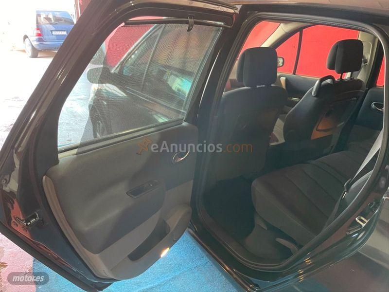 Renault Grand Scenic Dynamique 7 plazas 1.9dCi EU4 de 2007 con 199.000 Km por 3.899 EUR. en Salamanca