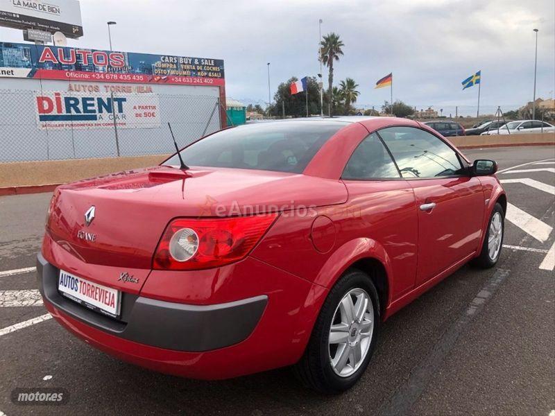 Renault Megane COUPECABR. CONFORT DYNAMIQUE 2.0 16v de 2005 con 119.000 Km por 5.550 EUR. en Alicante