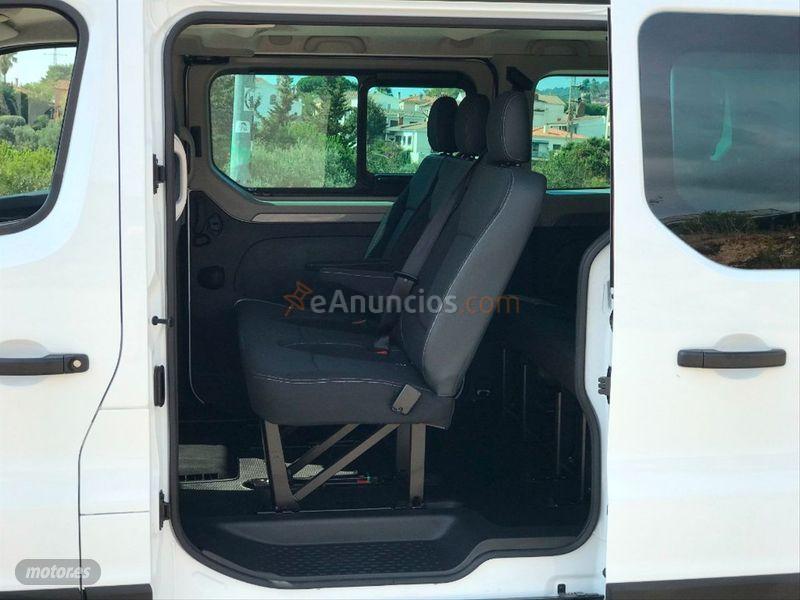 Renault Trafic Combi Passenger Ene Blue dCi 81kW110CV de 2021 con 200 Km por 31.500 EUR. en Barcelona