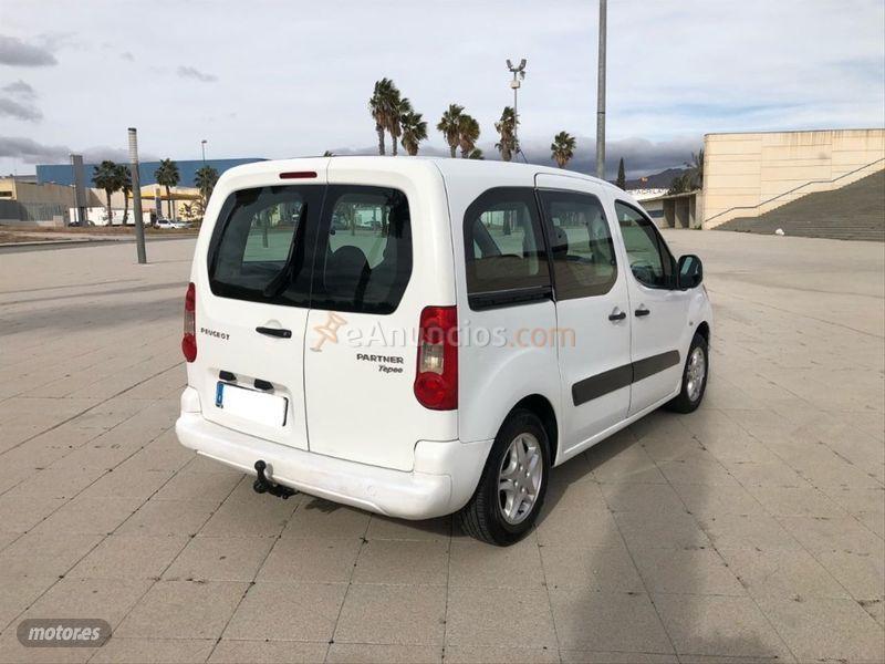Peugeot Partner Tepee Confort 1.6 HDi 90cv de 2010 con 288.000 Km por 4.999 EUR. en Malaga