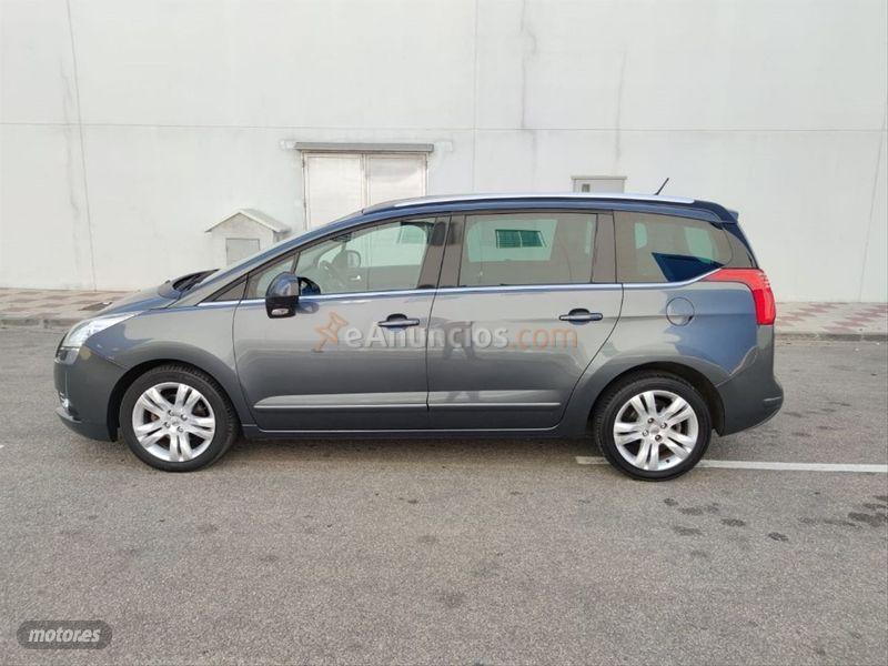 Peugeot 5008 Premium 1.6 HDI 112 FAP CMP de 2011 con 116.000 Km por 9.900 EUR. en Malaga