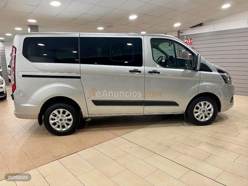 Ford Tourneo 2.0 TDCI 96kW 130CV L1 Trend de 2018 con 48.000 Km por 25.990 EUR. en Lleida