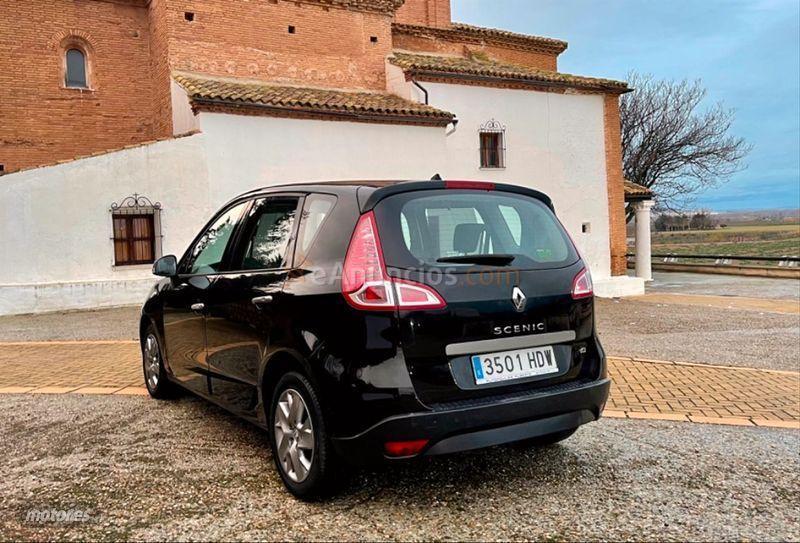 Renault Scenic Emotion dCi 95 eco2 de 2011 con 142.000 Km por 7.000 EUR. en La Rioja