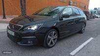 Peugeot 308 SW GT Line 1.2 PureTech 96KW 130CV Aut de 2019 con 32.000 Km por 18.500 EUR. en Malaga