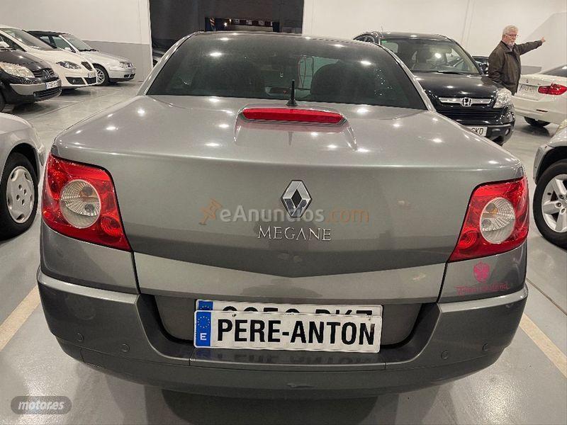 Renault Megane COUPECABR. LUXE DYNAMIQUE 1.9DCI de 2005 con 199.000 Km por 3.490 EUR. en Lleida